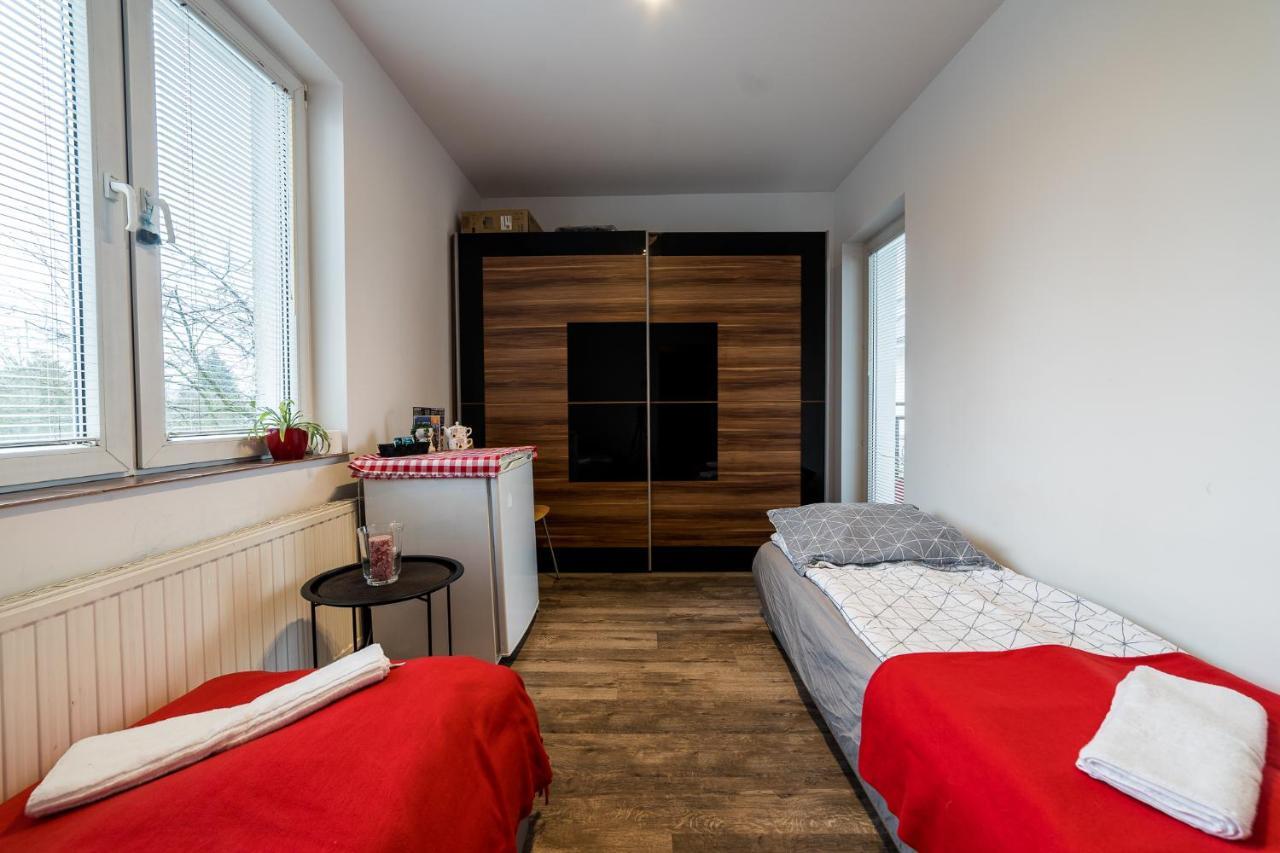 Pokoje Nad Pizzeria Poznan Ngoại thất bức ảnh